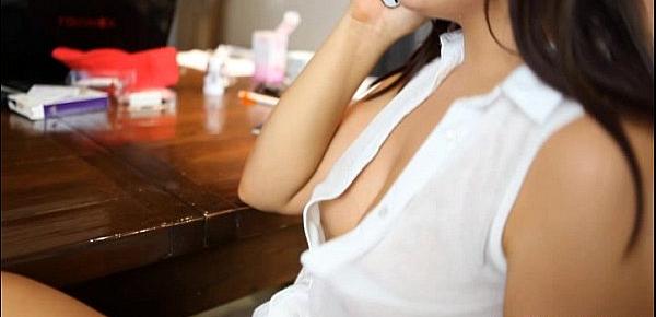  Babe On The Phone Downblouse